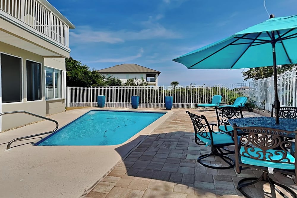 After Dune Delight by Southern Vacation Rentals — 4-Star Luxury Hotel in Miramar Beach, United States