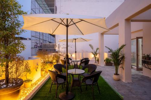 BedChambers Serviced Apartments Sector 40
