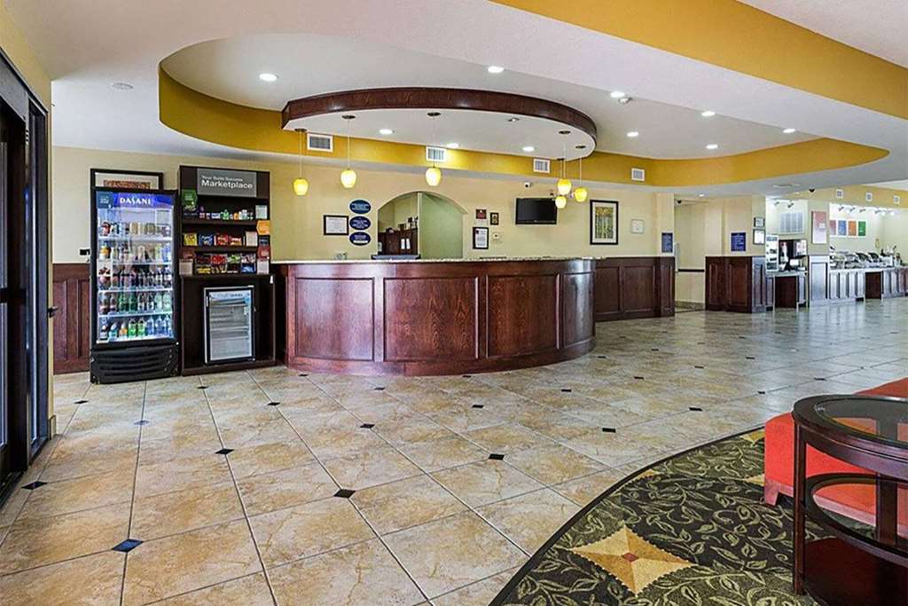 Days Inn & Suites by Wyndham Houston West Energy Corridor - photo 4