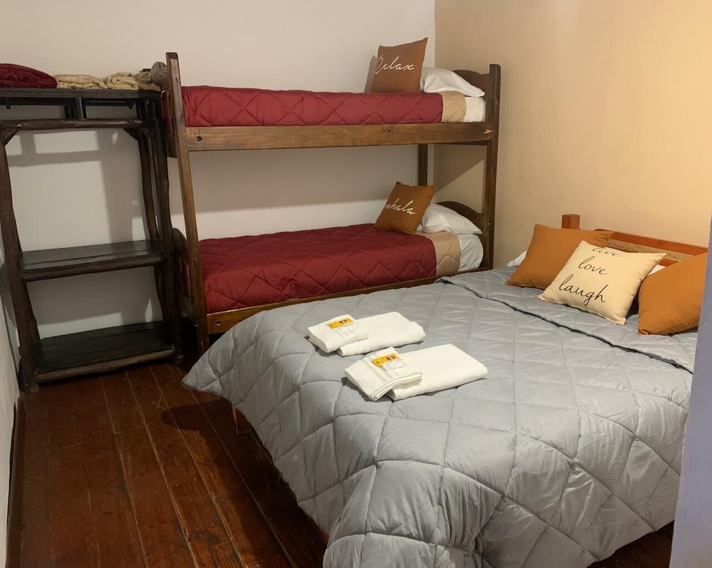 Hotel Cactus Plaza in San Salvador De Jujuy, Argentina