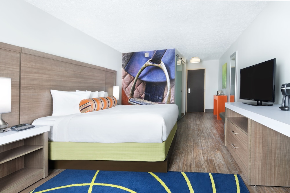 Hotel Indigo Cleveland Beachwood by IHG - photo 7