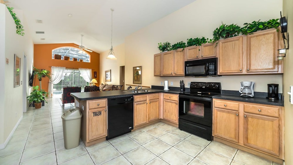 Grheib2657 Emerald Island Resort 4 Bed 3 Baths House - photo 25