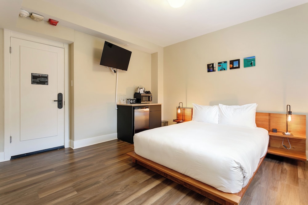 Hotel Leo - photo 20