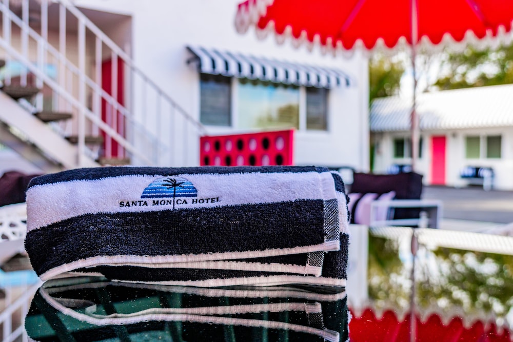 Santa Monica Hotel - photo 42