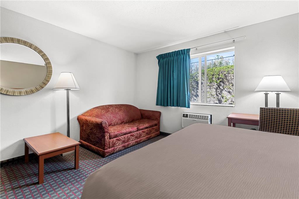 Rodeway Inn Rapid City North - photo 14