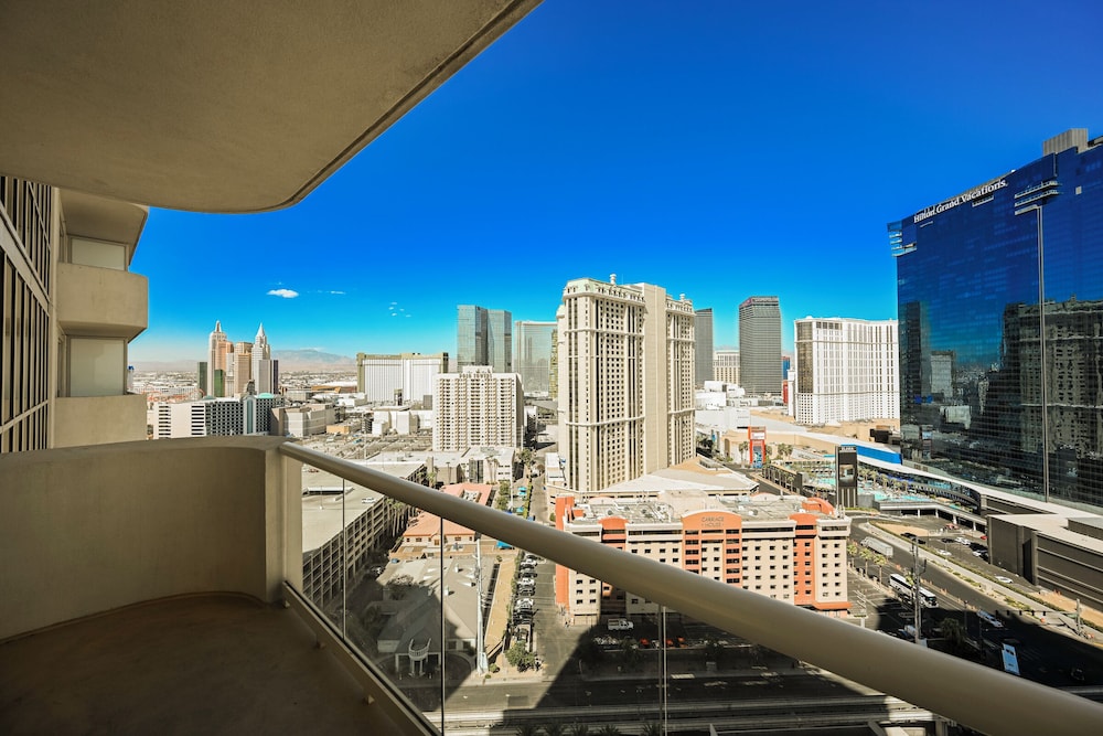 StripViewSuites at Signature - photo 175