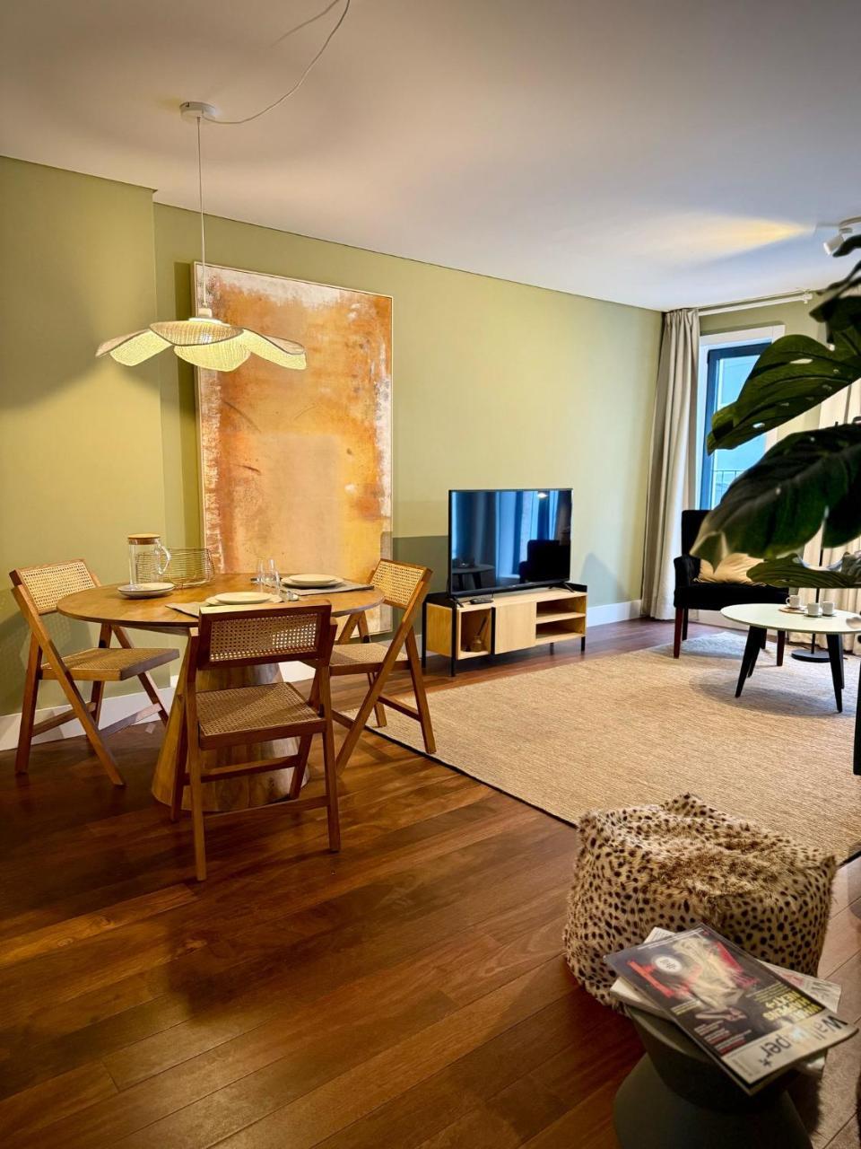 Aqueduct Apartment Vl