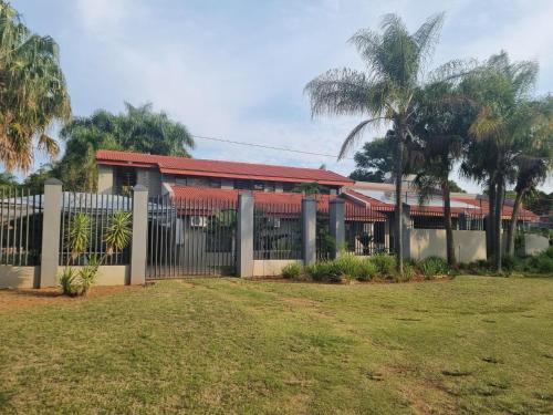 Hoep Hoep Self Catering — 4-Star Luxury Hotel in Groblersdal, South Africa