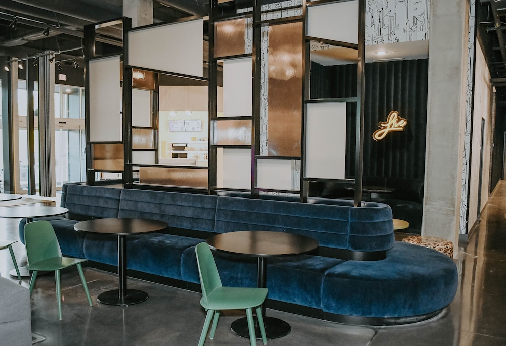 Aloft Omaha West - photo 7