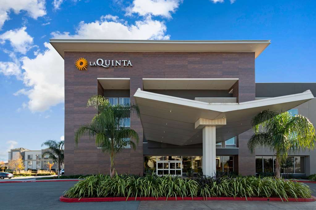 La Quinta Inn & Suites by Wyndham Morgan Hill San Jose South - photo 6