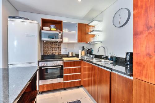 Modern Family Friendly Retreat