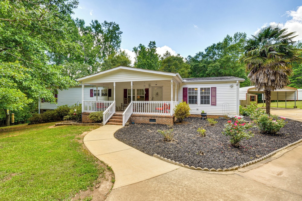 2 Mi to Dtwn: Retreat on 3 Acres in Pelzer — hotel in Piedmont