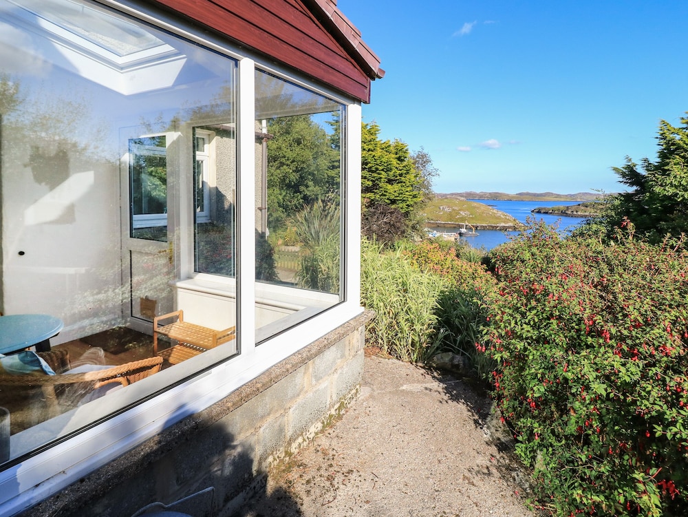 Beech Cottage — 4-Star Luxury Hotel in Isle Of Lewis, United Kingdom