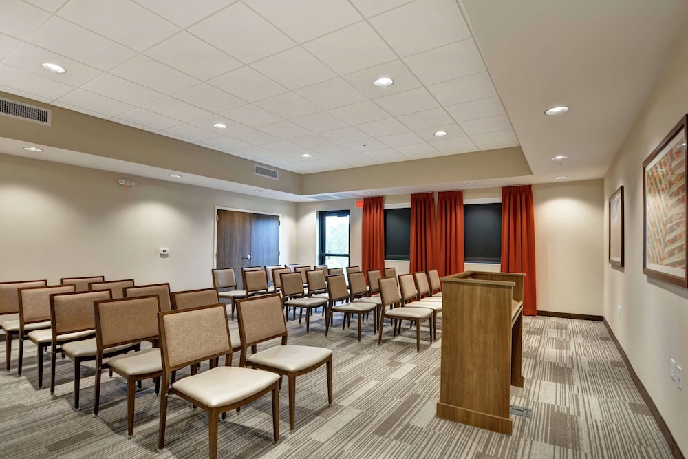 Hampton Inn & Suites Tucson Marana - photo 37