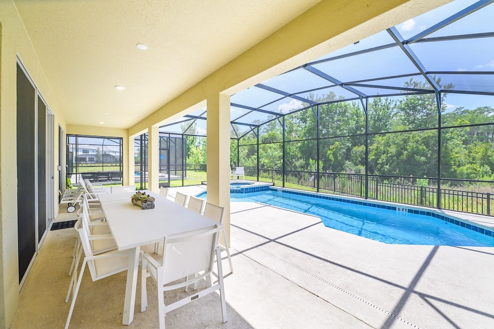 Upstay 19 guest Resort Home w Pool Hottub Disney - photo 7