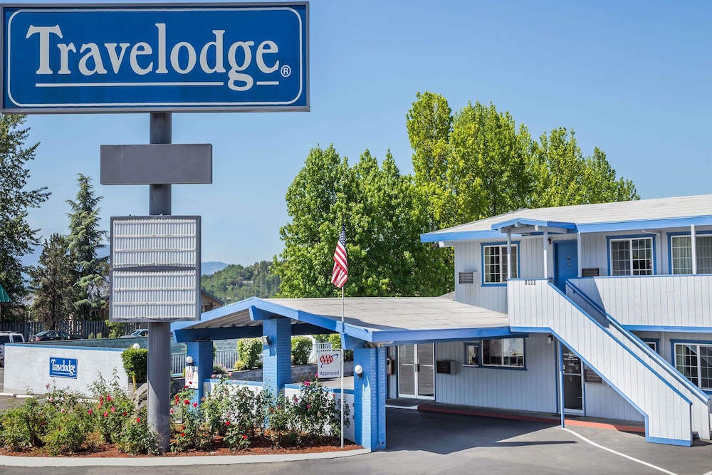 Travelodge by Wyndham Grants Pass - featured photo