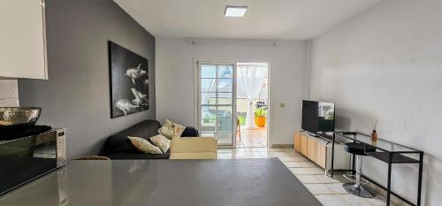 Sunny Garden 1 BR Apartment Arona — 4-Star Luxury Hotel in Playa De Las Americas, Spain