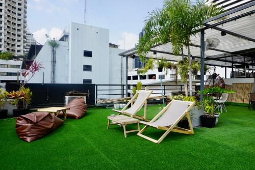 Hash Apartment with unique chill design at Silom Soi 3