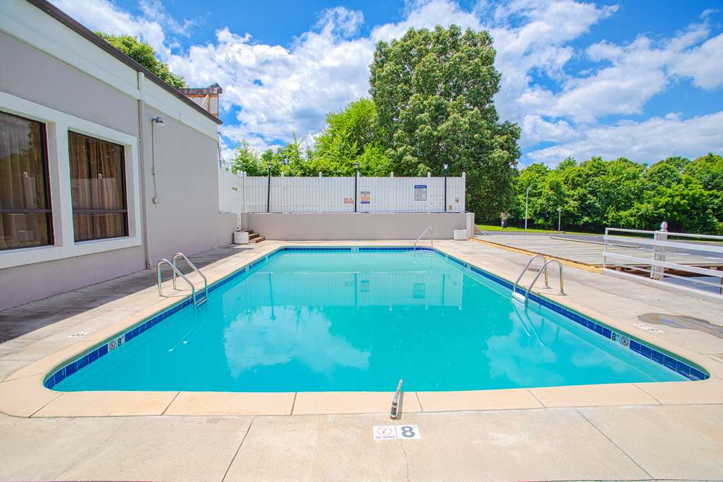 Americas Best Value Inn Winston Salem - photo 20