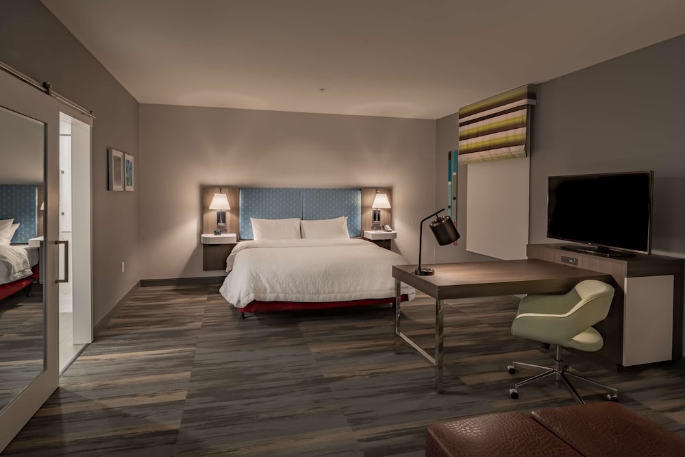 Hampton Inn & Suites Dallas Plano Central - photo 16
