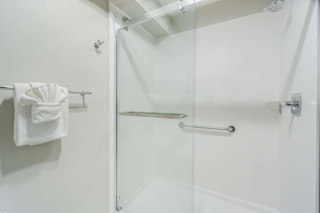 Comfort Inn & Suites Pacific Auburn - photo 18