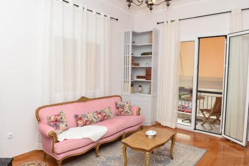 Ellis House — 4-Star Luxury Hotel in Agrinio, Greece
