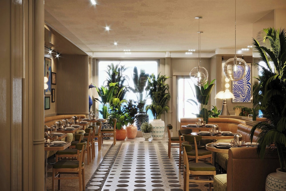 Aloft Istanbul Karakoy — 4-Star Luxury Hotel in Istanbul, Turkey