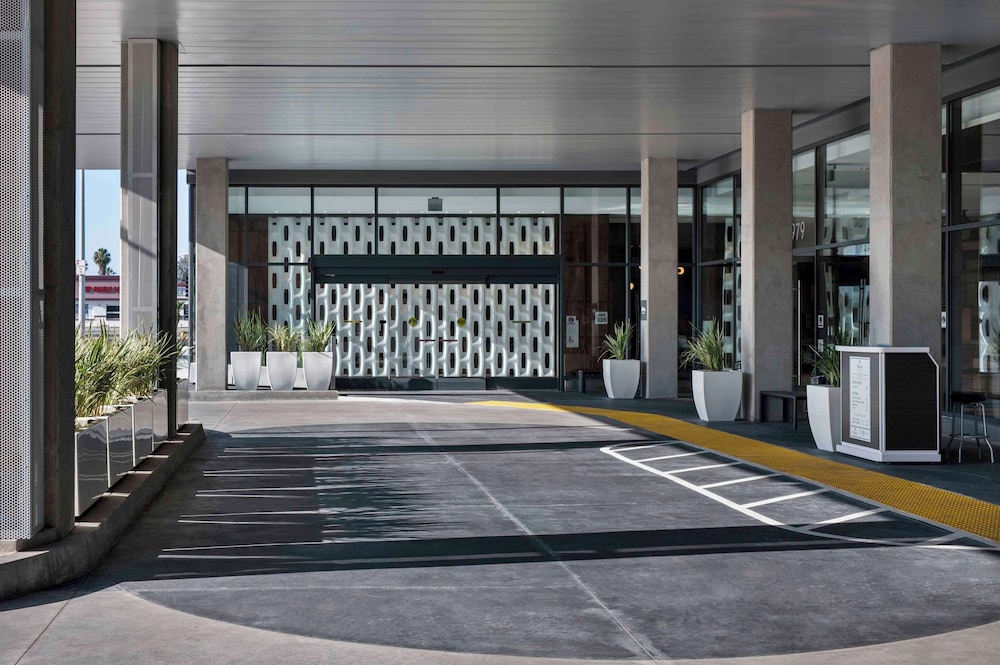 Hilton Buena Park Anaheim - photo 70