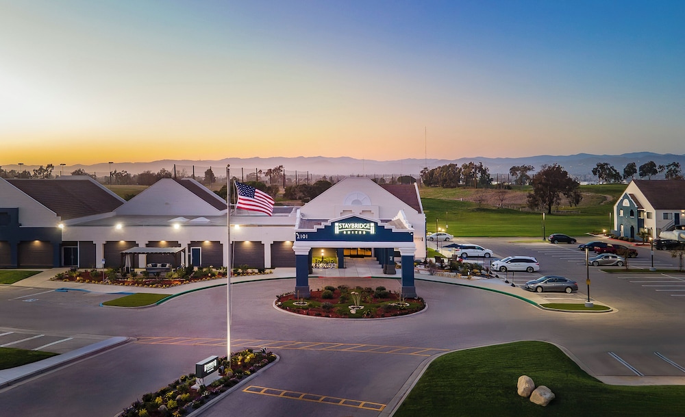 Staybridge Suites Oxnard River Ridge by IHG - photo 92