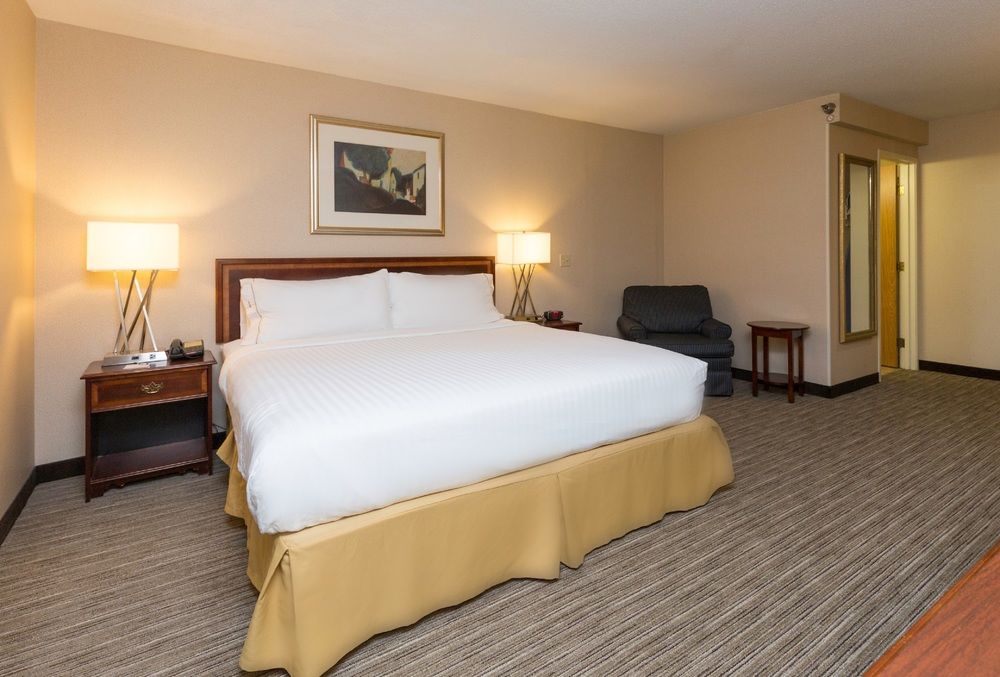 Holiday Inn Express At Drake University - photo 34
