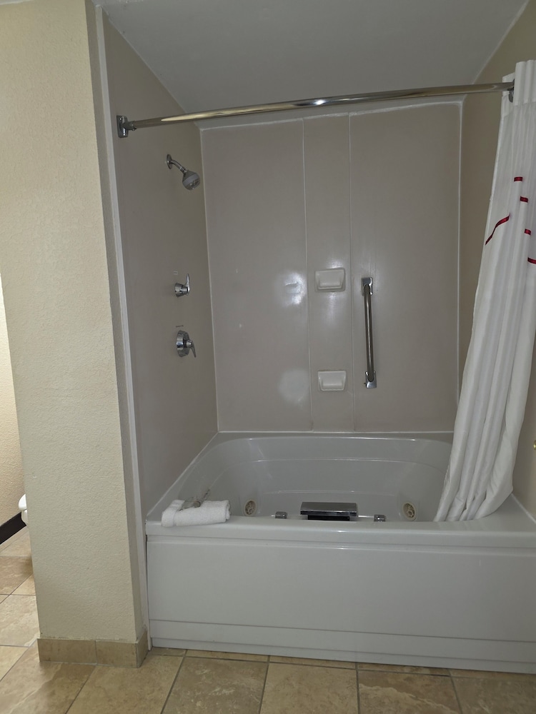 Sonesta Essential Ames - photo 13