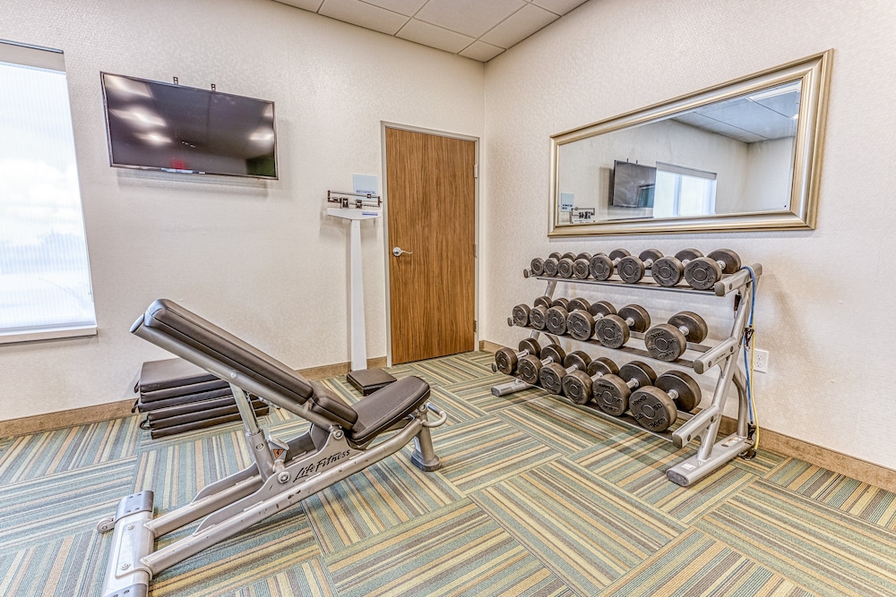 Holiday Inn Express & Suites Rantoul by IHG - photo 35