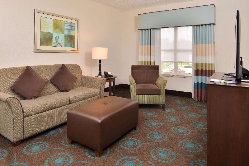 Hampton Inn & Suites Newport News - photo 120