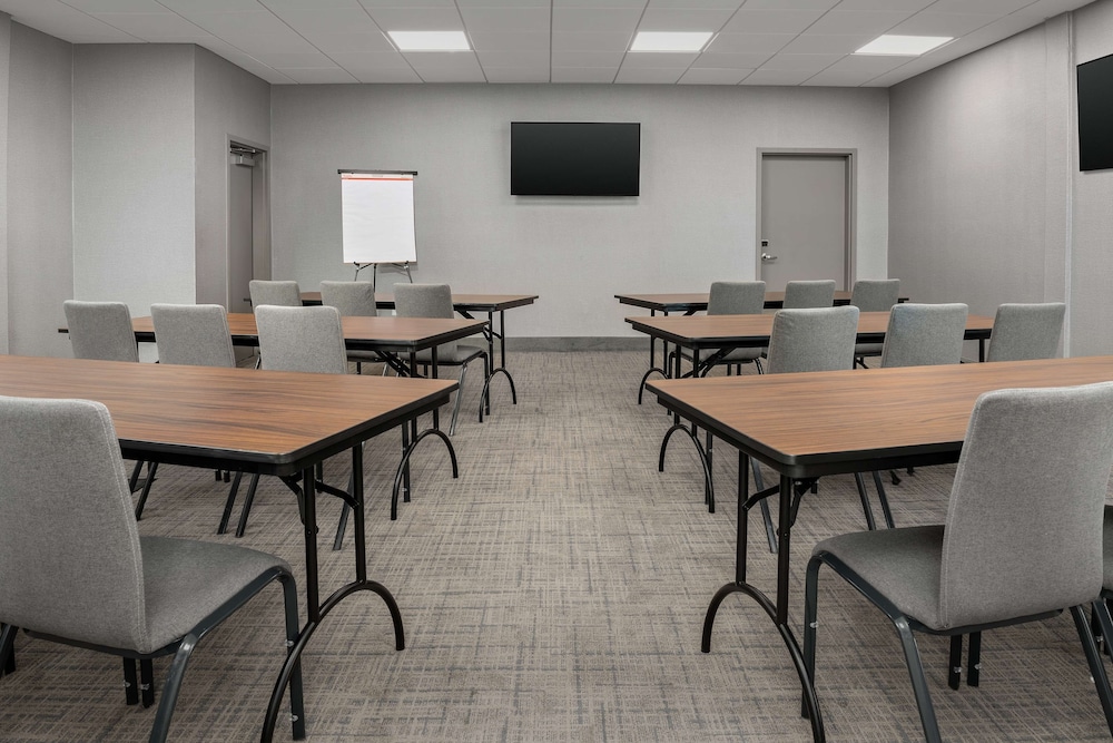 Homewood Suites by Hilton Greenville - photo 41