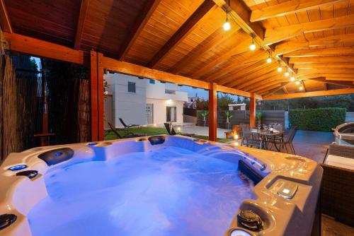 Alina — 4-Star Luxury Hotel in Ialysos, Greece