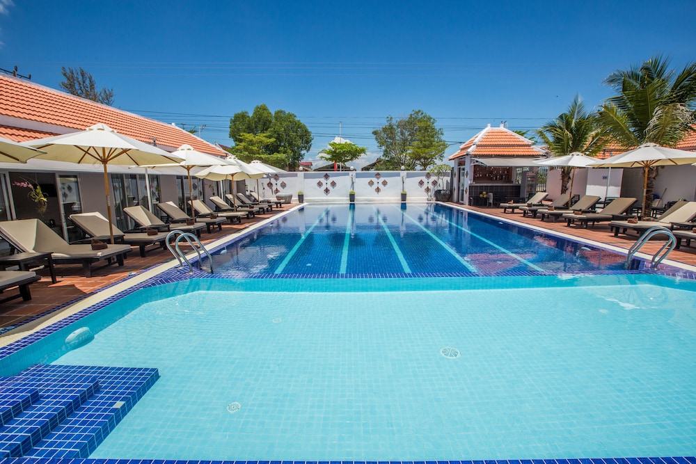Good Time Resort — hotel in Sihanoukville