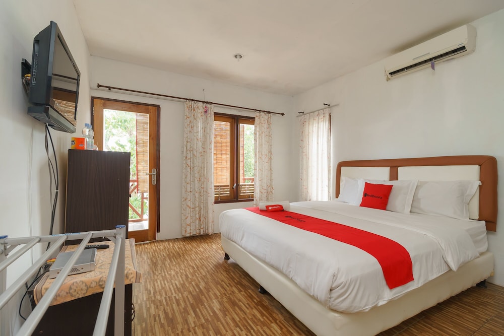 RedDoorz Syariah @ Sumur Tiga Beach Sabang — hotel in Sabang