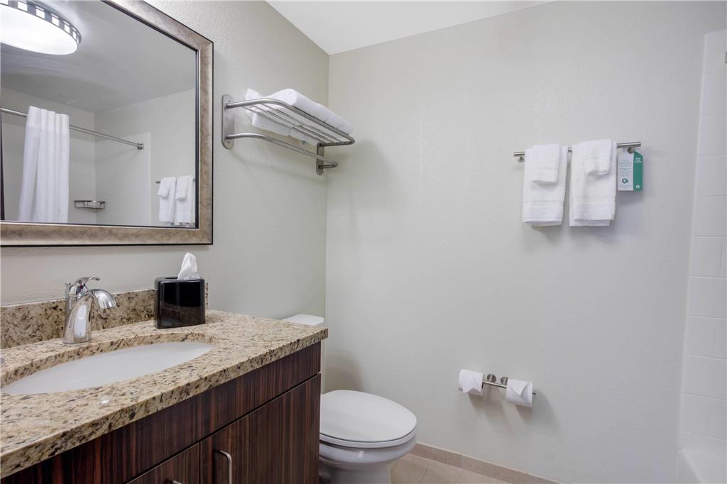 MainStay Suites St. Louis Airport - photo 5