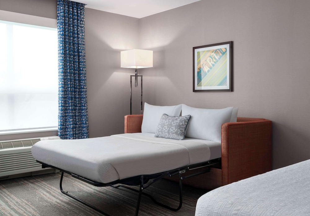 Hampton Inn & Suites Worcester - photo 29