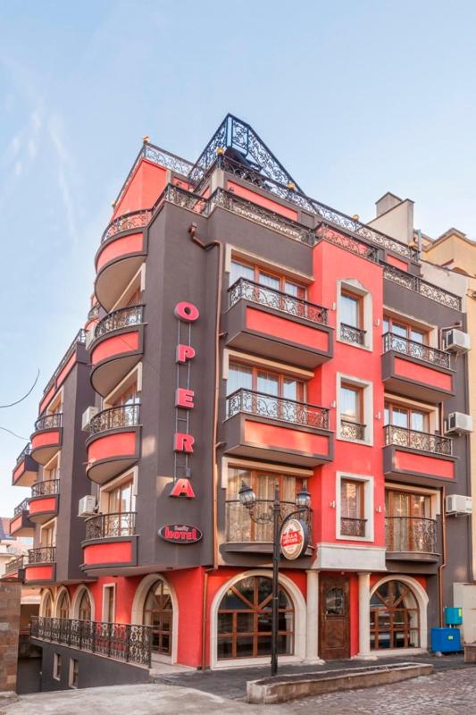 California — hotel in Burgas