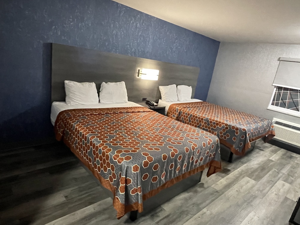 The Wayne Inn - photo 19