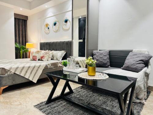 luxury private studio In Zirakpur