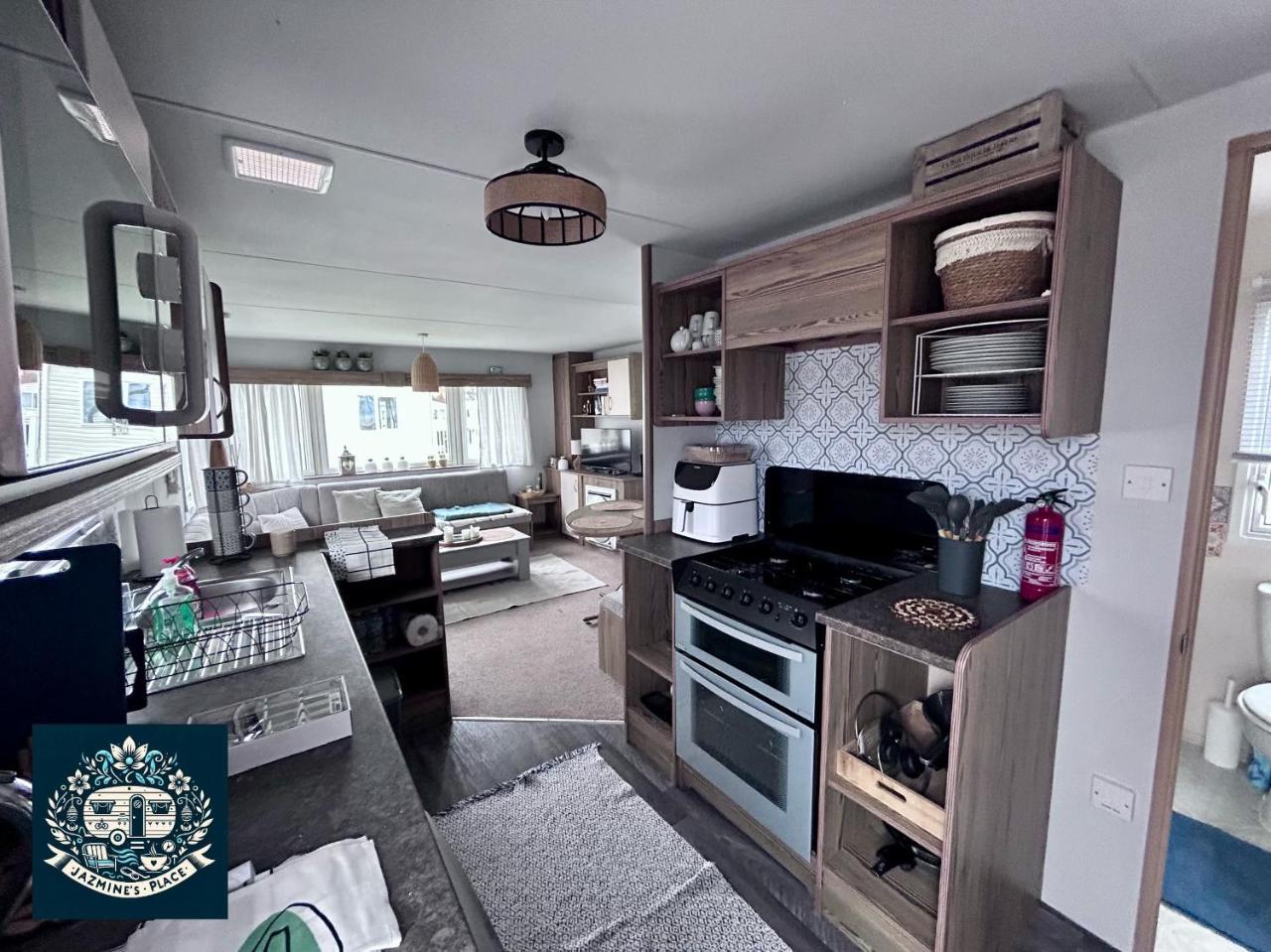 Jazmine's Place - last minute hotel in Ayr