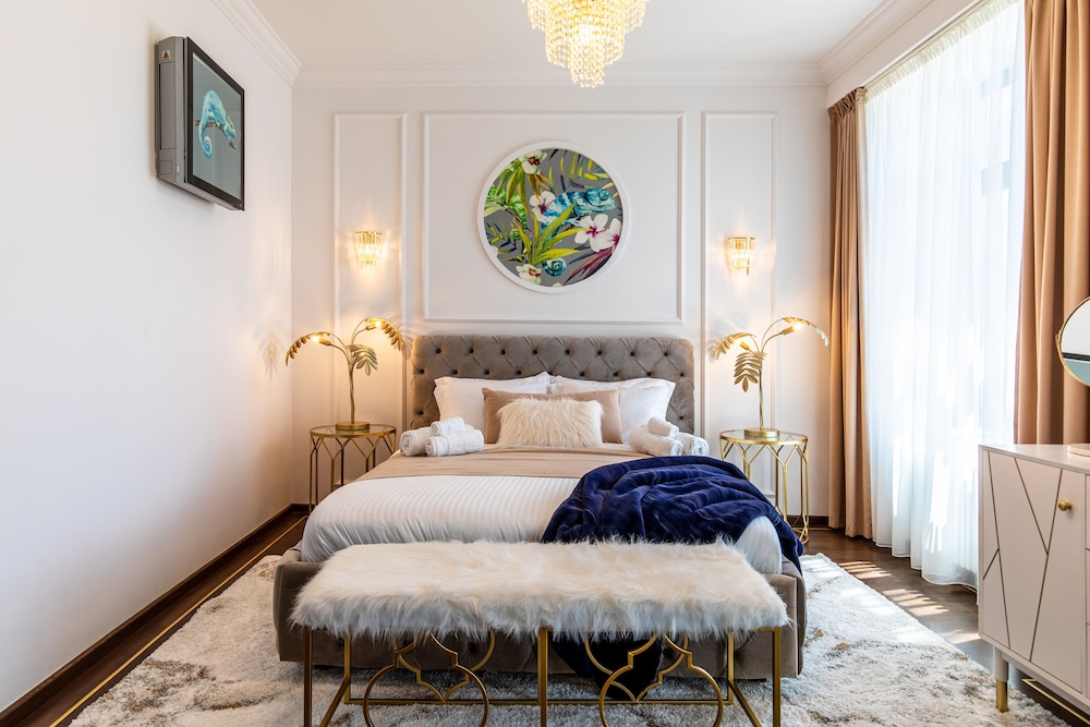 Old Town Luxury Suites — Bucharest — photo 2