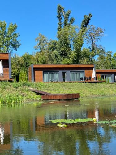 Fisherman - carbon neutral hotel in Kyiv