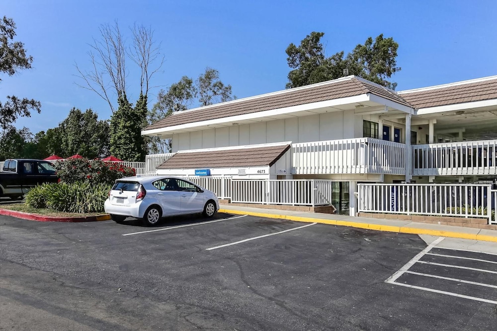 Super 8 by Wyndham Livermore - photo 26
