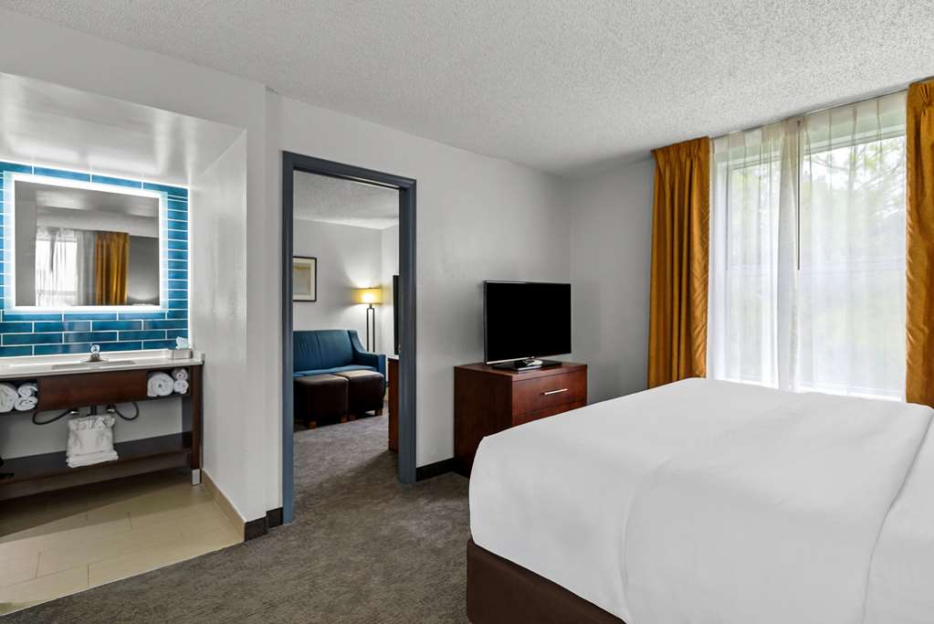 Comfort Inn & Suites Staunton - photo 29