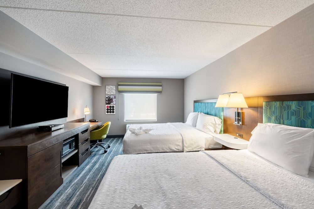 Hampton Inn & Suites Poughkeepsie - photo 24