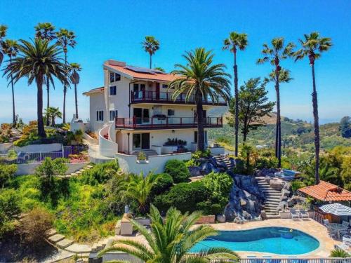 Above The Clouds 17acre Gated Hilltop Estate — Fallbrook