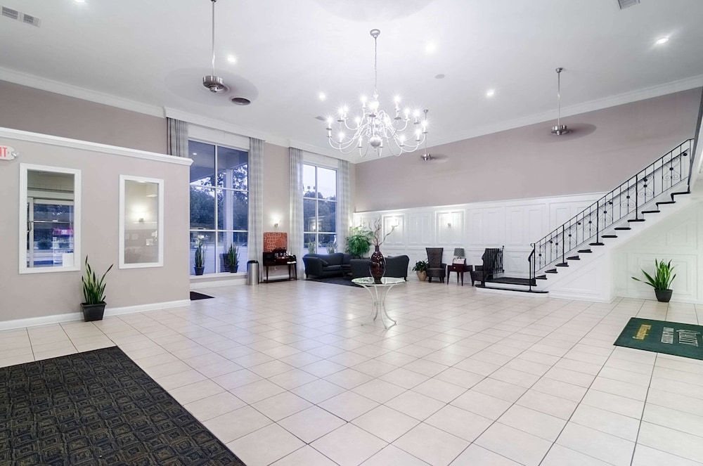 Suburban Studios Williamsburg Central in Williamsburg, United States